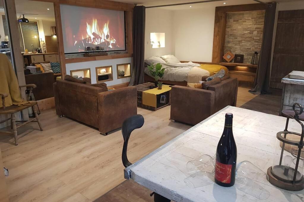 L'Idyllique - Studio Prive Sous Maison Saint-Didier-sur-Beaujeu 외부 사진